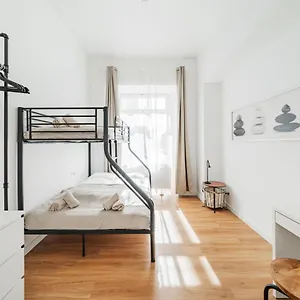 Hostel Modern, Vídeň